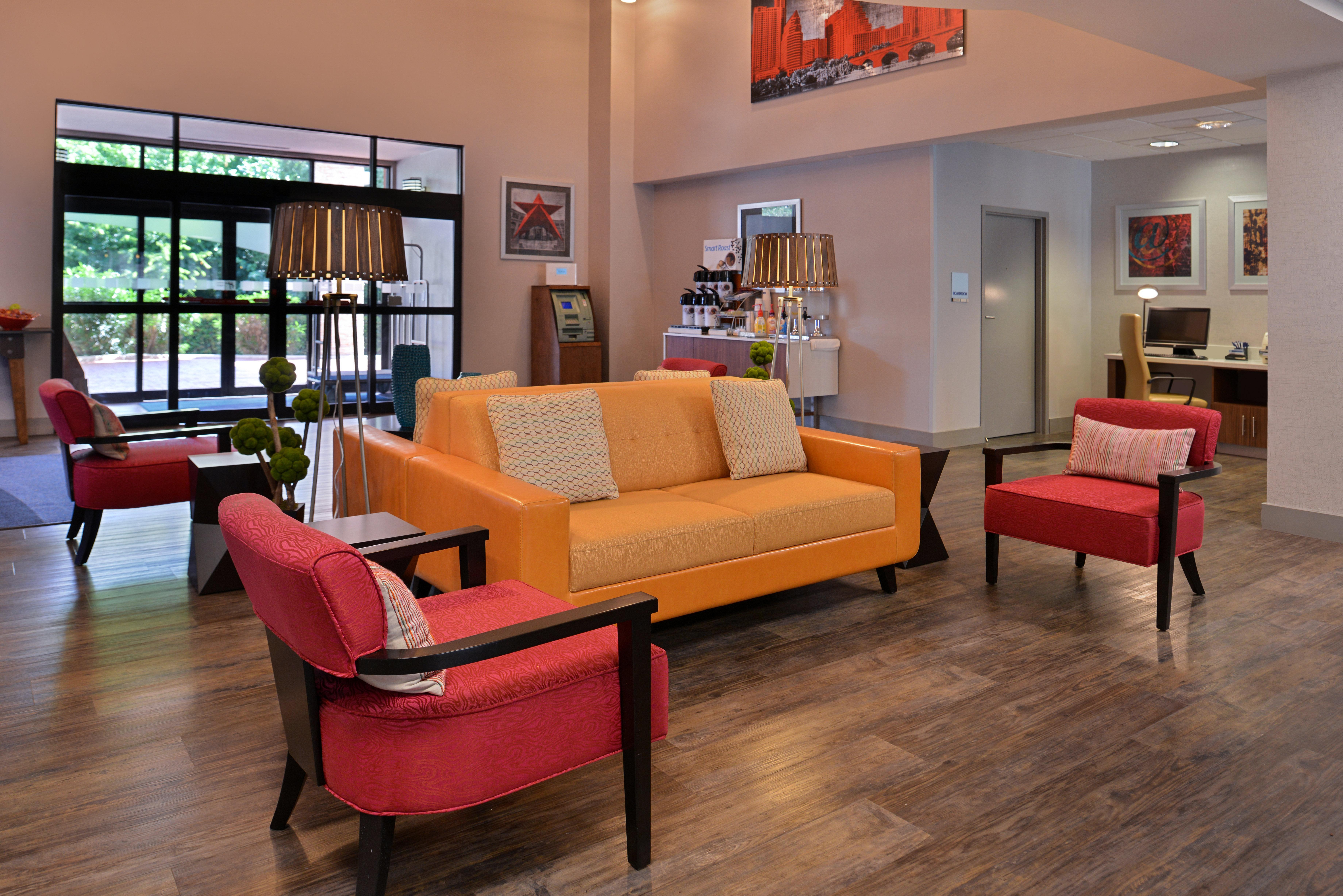Holiday Inn Express & Suites Austin North Central By Ihg Exterior photo