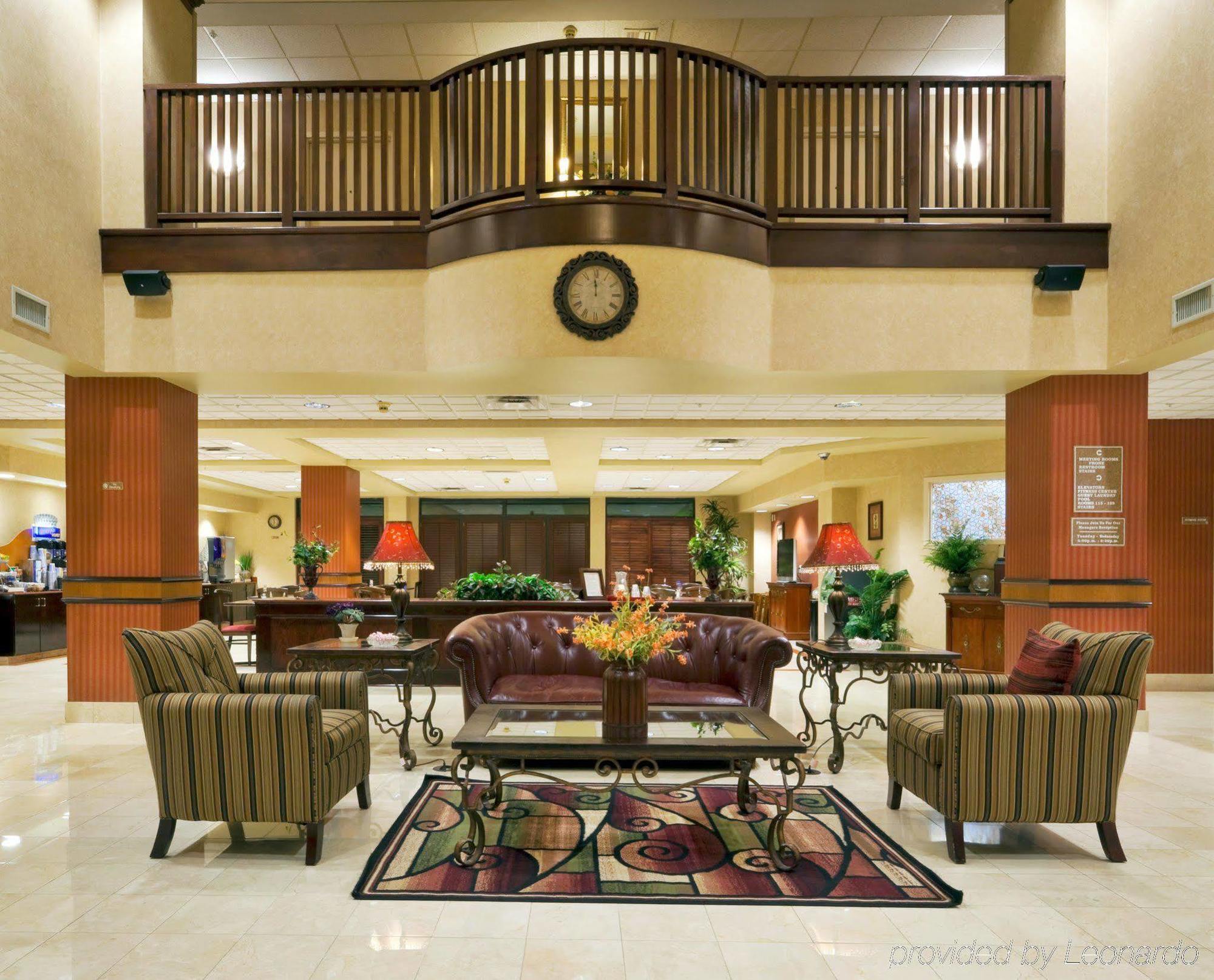 Holiday Inn Express & Suites Austin North Central By Ihg Exterior photo